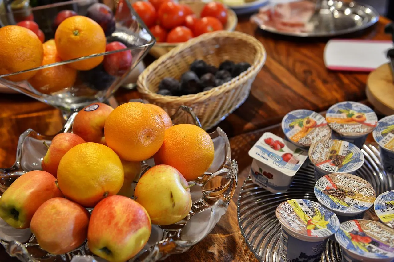B&B Nonna Cecilia Puegnago sul Garda 0*,  Italien